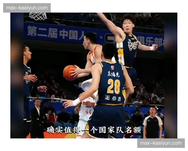 庞峥麟新秀赛季当选全明星南区首发 创历史纪录 庞峥麟新秀赛季当选全明星南区首发 创历史纪录