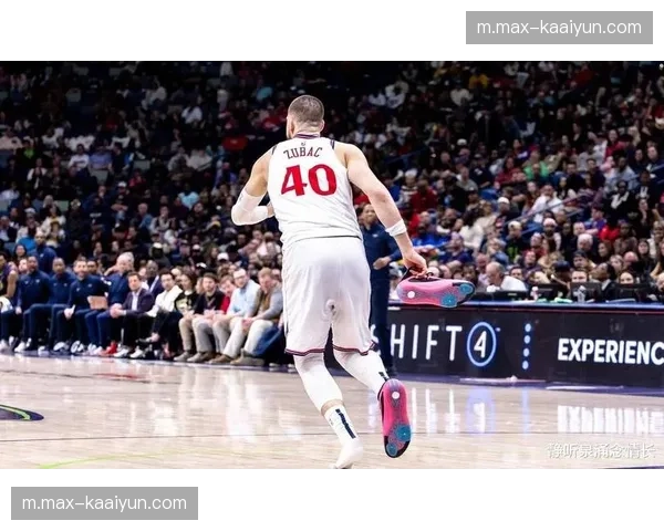 快船三分雨终结三连败 全队命中17记三分展现外线火力